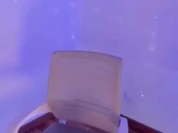 cupcake_19 from Chaturbate