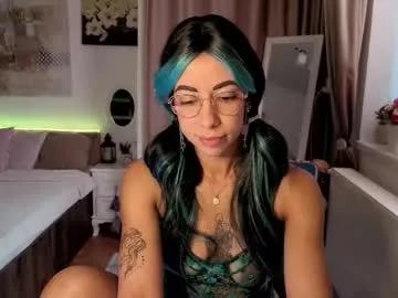 cupcake_comet1 from Chaturbate
