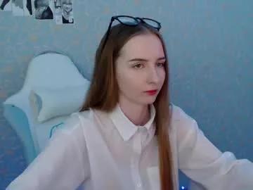 cutti_crystal from Chaturbate