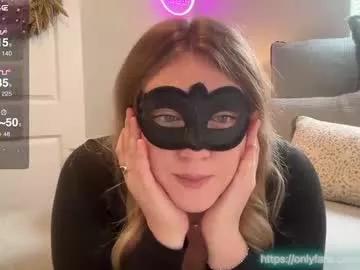 daddyslittlegirl12 from Chaturbate