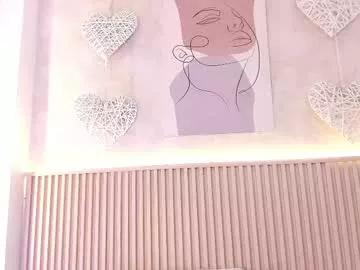 daiana_curly from Chaturbate