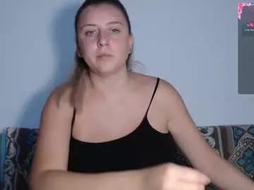 Dalyana22 webcams show profile image 