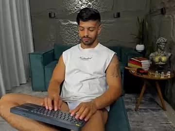 dann_saenz from Chaturbate