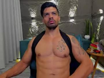 dann_saenz from Chaturbate