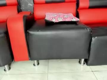 Explore our live girls sluts from our Custom and Multi clubs and checkout exclusive access to highly interactive content, such as shape, hair, titties, pussy type and many more.