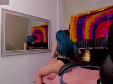 Explore our live girls sluts from our Custom and Multi clubs and checkout exclusive access to highly interactive content, such as shape, hair, titties, pussy type and many more.