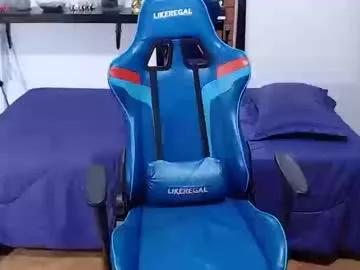 Dayanna_11 webcams show profile image 