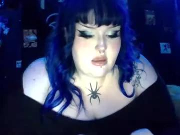 deaddolloxo from Chaturbate