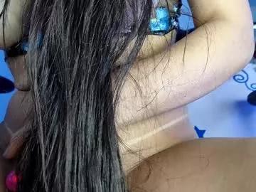 deeluna from Chaturbate
