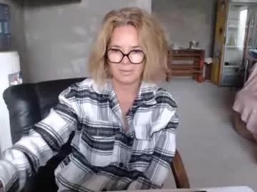 deepintoyourmind from Chaturbate