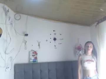 Explore our live girls sluts from our Custom and Multi clubs and checkout exclusive access to highly interactive content, such as shape, hair, titties, pussy type and many more.