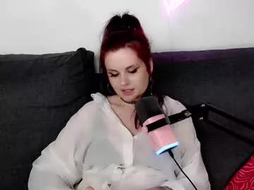 dellacrush_ from Chaturbate