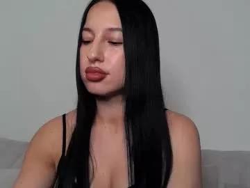 delly_love from Chaturbate