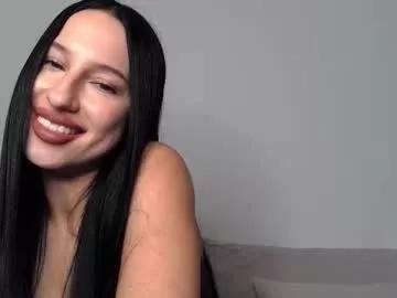 delly_love from Chaturbate