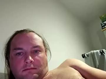 dennis210586 from Chaturbate