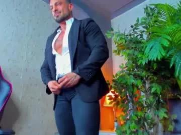 dennis_cox_ from Chaturbate