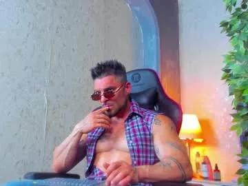 dennis_cox_ from Chaturbate