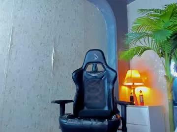 dennis_cox_ from Chaturbate