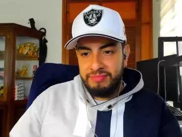 dereck_fiore from Chaturbate
