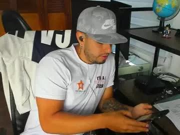 dereck_fiore from Chaturbate