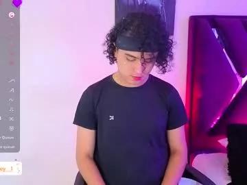 derek_grey1 from Chaturbate