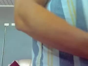 derekk_frost from Chaturbate