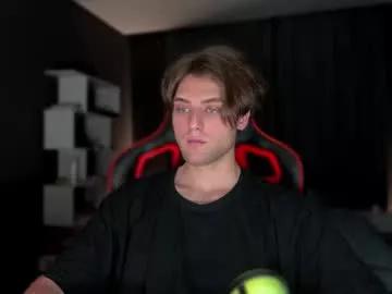 Devilnut1 webcams show profile image 