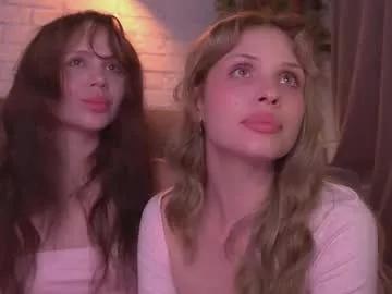 divine_lights from Chaturbate