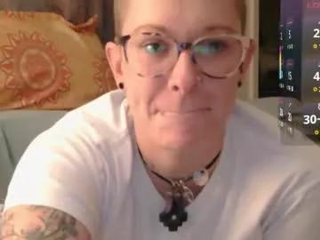 dixie_comanche from Chaturbate