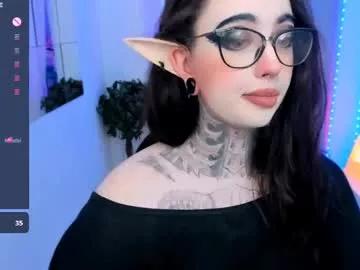 dixipixi_ from Chaturbate