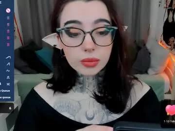 dixipixi_ from Chaturbate