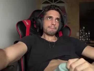 dotozo19 from Chaturbate