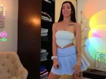 Explore our live girls sluts from our Custom and Multi clubs and checkout exclusive access to highly interactive content, such as shape, hair, titties, pussy type and many more.
