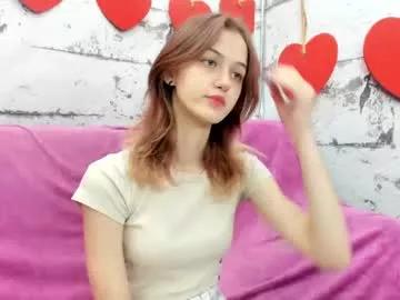 Explore our live girls sluts from our Custom and Multi clubs and checkout exclusive access to highly interactive content, such as shape, hair, titties, pussy type and many more.