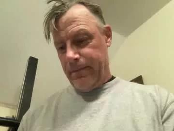 dudeinnh from Chaturbate