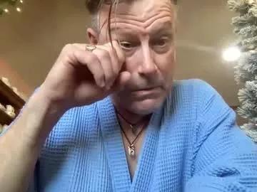 dudeinnh from Chaturbate