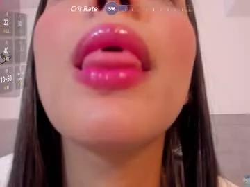 Explore our live girls sluts from our Custom and Multi clubs and checkout exclusive access to highly interactive content, such as shape, hair, titties, pussy type and many more.
