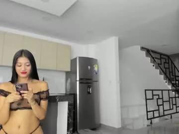 Explore our live girls sluts from our Custom and Multi clubs and checkout exclusive access to highly interactive content, such as shape, hair, titties, pussy type and many more.