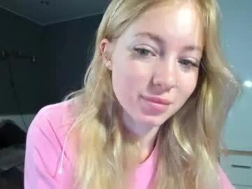 e___lisa from Chaturbate