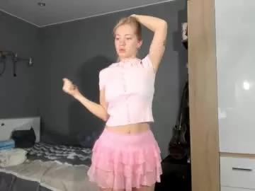 e___lisa from Chaturbate