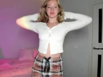 e__lisa from Chaturbate