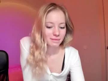 e__lisa from Chaturbate