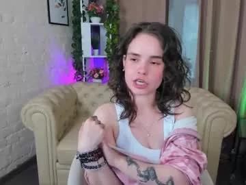 effy_louhge from Chaturbate