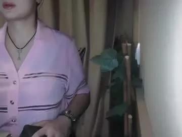 electrocute_me from Chaturbate