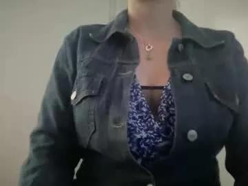 electrocute_me from Chaturbate