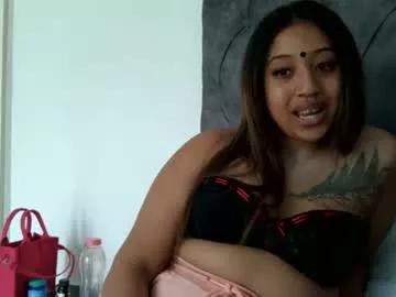 Elegentaura webcams show profile image 