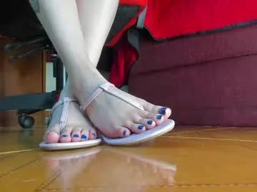eleinne_hendrix_0 from Chaturbate