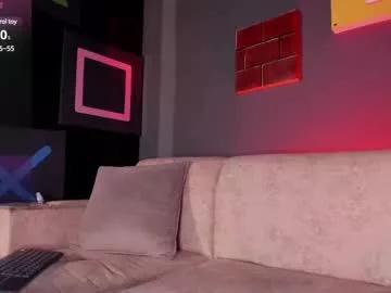 elettra_roux from Chaturbate