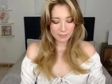 eliiih_ from Chaturbate