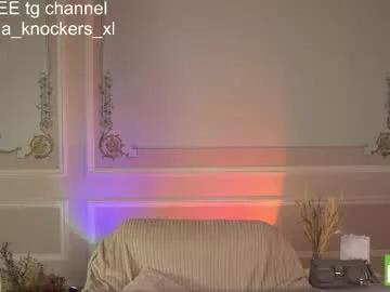 ella_knockers_xl from Chaturbate